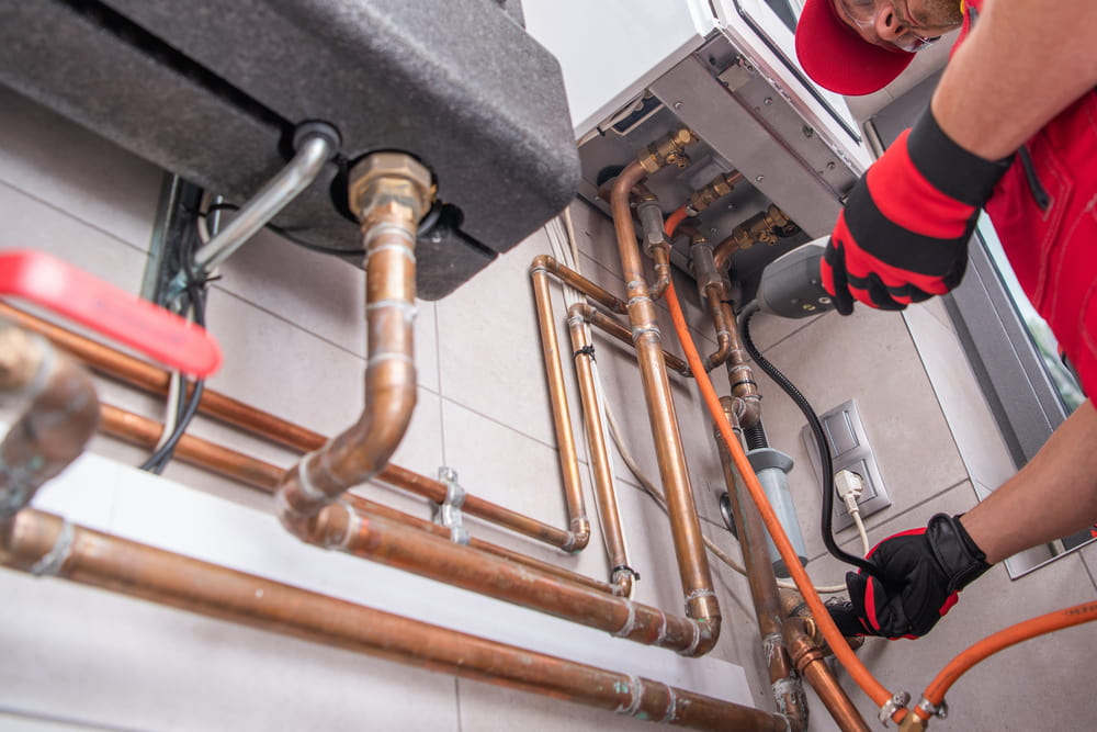 plumbing testing a gas line