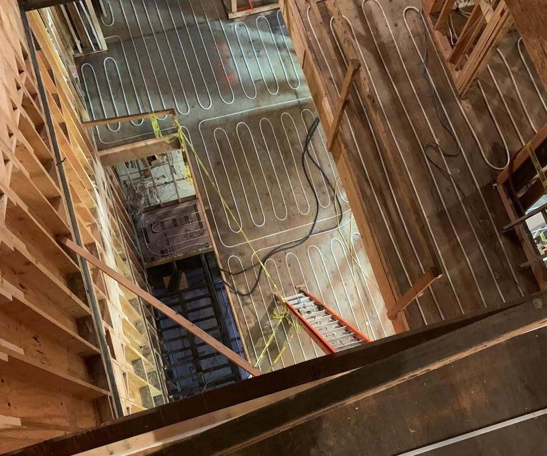 We completed the underfloor radiant heat on this 9,500 square feet San Francisco home. 11,500 feet of uponorna HePEX was used.