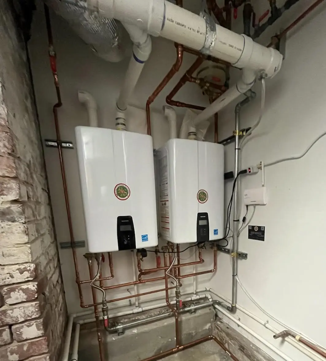 NAVIEN TANKLESS WH