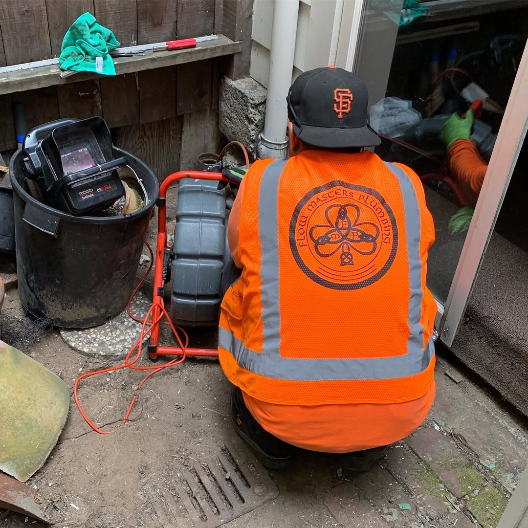 Quick afternoon service call - using @ridgidtools sewer camera and locator to scope a sewer line issue for a client
